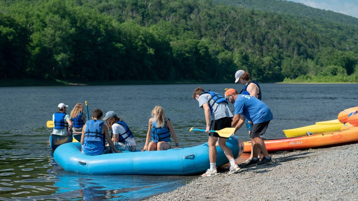 Chamberlain Canoes operations